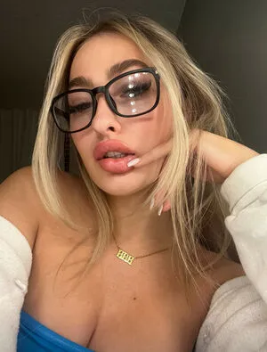 Kylietaylorr OnlyFans Leaked Free Thumbnail Picture - #8E8D9nb4fx