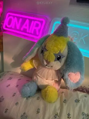 Kyliexy OnlyFans Leaked Free Thumbnail Picture - #HfTIUIDHNN