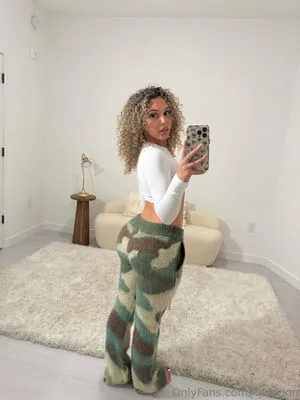 Kyliezion OnlyFans Leaked Free Thumbnail Picture - #SOM2qLUUnG