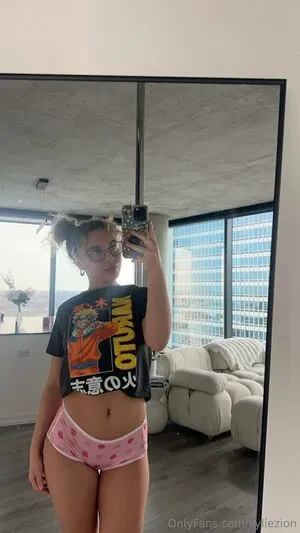 Kyliezion OnlyFans Leaked Free Thumbnail Picture - #eGRpsfX1Yo