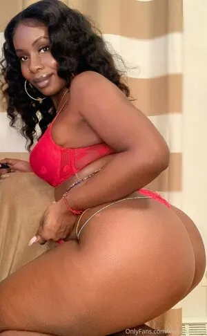 Kyrachanelxo OnlyFans Leaked Free Thumbnail Picture - #TWWSDsAUDM