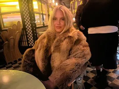 Kyrarene OnlyFans Leaked Free Thumbnail Picture - #9bQ5t8LfMu