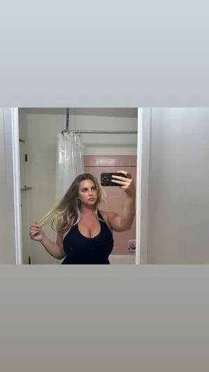 Kyrarene OnlyFans Leaked Free Thumbnail Picture - #KnMpfYlmRW