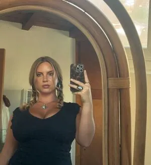 Kyrarene OnlyFans Leaked Free Thumbnail Picture - #cRui1YHxNF