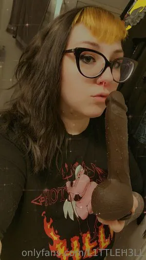 L1ttleh3ll OnlyFans Leaked Free Thumbnail Picture - #UIAUqOH2fH