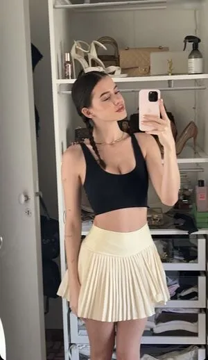 La Elui OnlyFans Leaked Free Thumbnail Picture - #2LRNk1SaE5