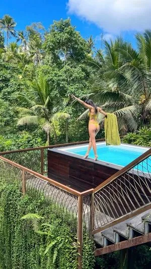 La Elui OnlyFans Leaked Free Thumbnail Picture - #AdEPAAngla