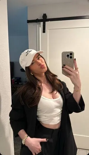 La Elui OnlyFans Leaked Free Thumbnail Picture - #C0oM1N9Yxr