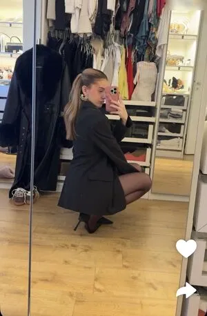 La Elui OnlyFans Leaked Free Thumbnail Picture - #DIKXcE6eXt