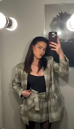 La Elui OnlyFans Leaked Free Thumbnail Picture - #JD9zWFt4qZ