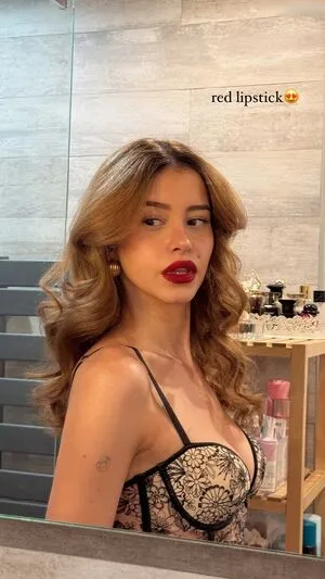 La Elui OnlyFans Leaked Free Thumbnail Picture - #Tt43CkmOWn