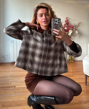 La Elui OnlyFans Leaked Free Thumbnail Picture - #gZu4IKCort