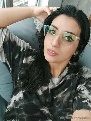 La Juliju OnlyFans Leaked Free Thumbnail Picture - #4UdCRySrlV