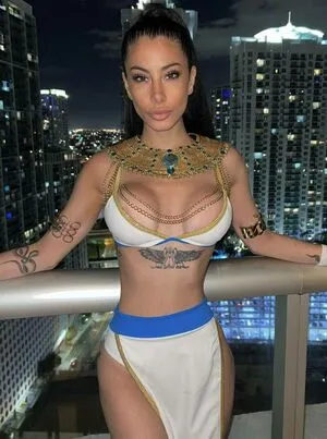 La Michelson OnlyFans Leaked Free Thumbnail Picture - #CBROQxEJ38