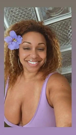 La Reinanyc OnlyFans Leaked Free Thumbnail Picture - #05blTj7KZw