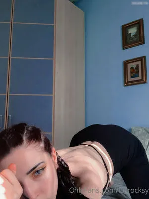 La Rocksy OnlyFans Leaked Free Thumbnail Picture - #MTNNWVf9C1
