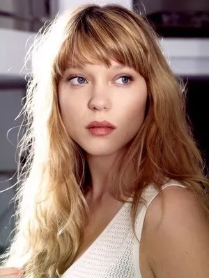 La Seydoux OnlyFans Leaked Free Thumbnail Picture - #xKxmdGLpZC