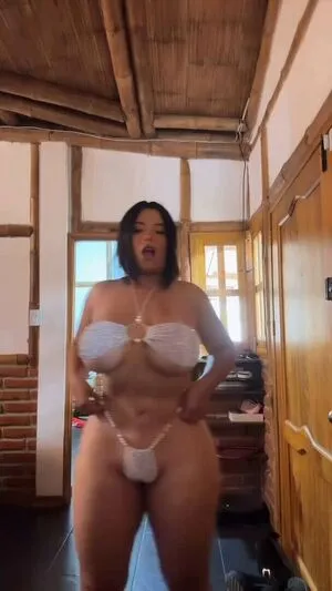 La Vivi Manaba OnlyFans Leaked Free Thumbnail Picture - #QjW9mEELMx