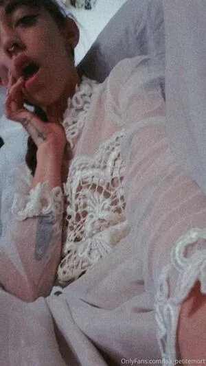 Laa Petitemort OnlyFans Leaked Free Thumbnail Picture - #AeTHMkkpmE