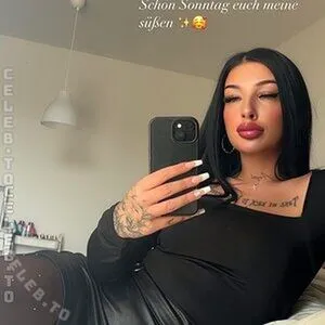 Laa Vanessa OnlyFans Leaked Free Thumbnail Picture - #4eohAkd4YJ