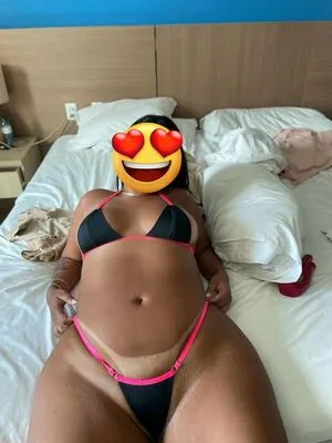 Laais Vaz OnlyFans Leaked Free Thumbnail Picture - #U9b8Xqmo00