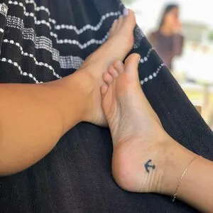 Laari Feet OnlyFans Leaked Free Thumbnail Picture - #7HId9itMY9
