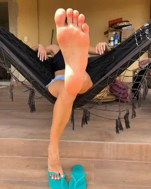 Laari Feet OnlyFans Leaked Free Thumbnail Picture - #E6VL2Wr0mh