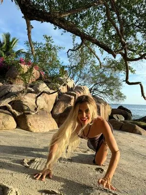 Labell Lo OnlyFans Leaked Free Thumbnail Picture - #dLeZGGlk6x
