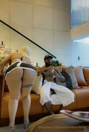 Lablondeer9000 OnlyFans Leaked Free Thumbnail Picture - #ZZB1LzOY4L