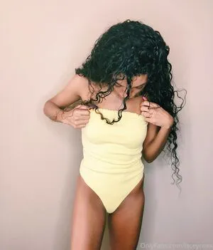 Laceycoxx OnlyFans Leaked Free Thumbnail Picture - #F5g589V3Kf