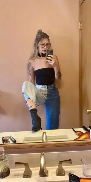 Laceyisanerd OnlyFans Leaked Free Thumbnail Picture - #BLp3CAfKX0