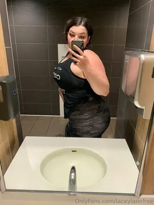 Laceylanefree OnlyFans Leaked Free Thumbnail Picture - #S97PB0x2C9