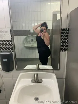 Laceylanefree OnlyFans Leaked Free Thumbnail Picture - #UEmGLvGkjQ