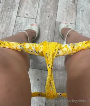Laciegreen49 OnlyFans Leaked Free Thumbnail Picture - #YSmF39AnUj