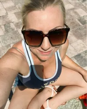 Lactatingmilfbritney OnlyFans Leaked Free Thumbnail Picture - #hCmpW9dHJp