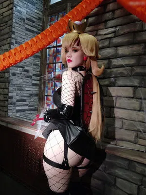 Lada Lyumos OnlyFans Leaked Free Thumbnail Picture - #EbHlyngW25