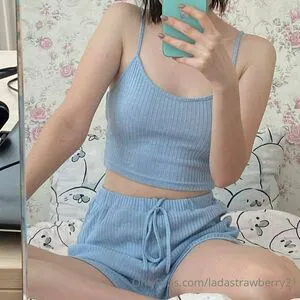Ladastrawberry21 OnlyFans Leaked Free Thumbnail Picture - #JpGf463ThX