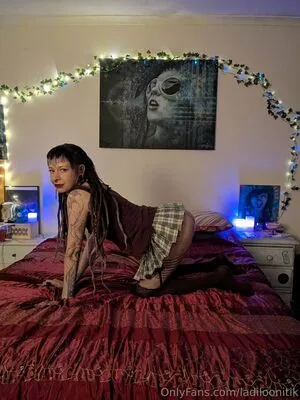 Ladiloonitik OnlyFans Leaked Free Thumbnail Picture - #4XOlBmQu2O