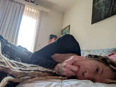 Ladiloonitik OnlyFans Leaked Free Thumbnail Picture - #YOEqB4QAcr