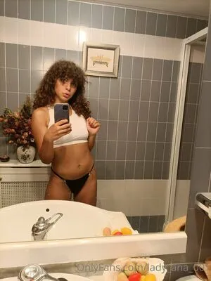 Lady Ana OnlyFans Leaked Free Thumbnail Picture - #6agFZaT05g