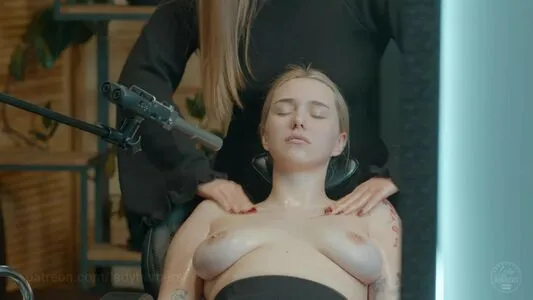 Lady Barbers Asmr OnlyFans Leaked Free Thumbnail Picture - #3T7rc17G4X