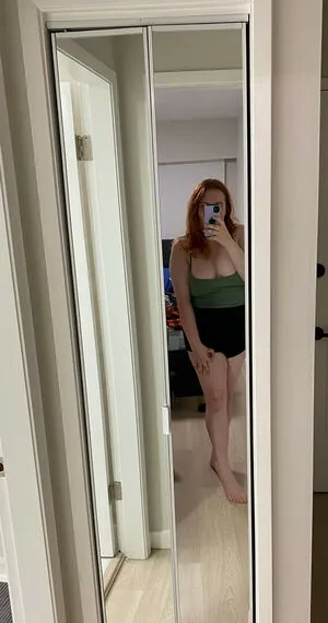 Lady Emily OnlyFans Leaked Free Thumbnail Picture - #X9ikddRMRA