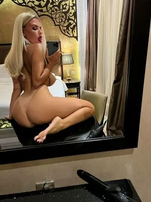 Lady Emily OnlyFans Leaked Free Thumbnail Picture - #XxvG4PH5vy