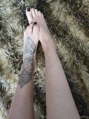 Lady Feet Tattoo OnlyFans Leaked Free Thumbnail Picture - #05hIdDYJgX