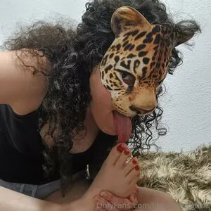 Lady Feet Tattoo OnlyFans Leaked Free Thumbnail Picture - #FBzNCxIga7