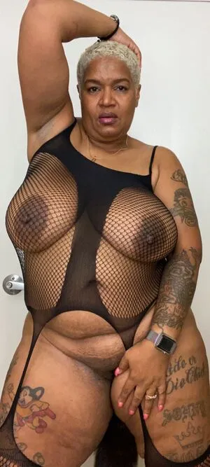 Lady Onyxxx OnlyFans Leaked Free Thumbnail Picture - #amyyR4mdr9