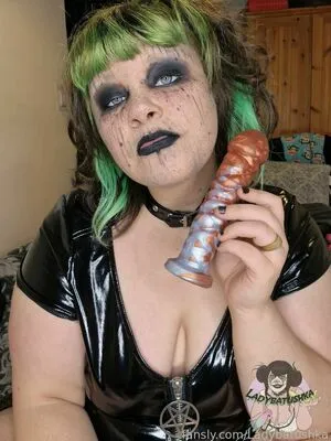 Ladybatushka OnlyFans Leaked Free Thumbnail Picture - #8ErwpLSGP6