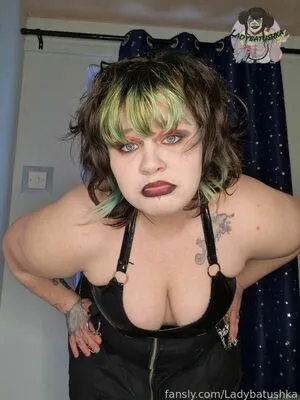 Ladybatushka OnlyFans Leaked Free Thumbnail Picture - #glWUHxa7hI