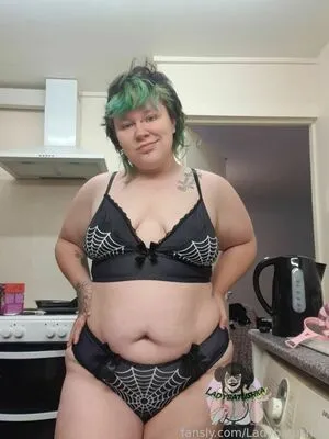 Ladybatushka OnlyFans Leaked Free Thumbnail Picture - #hb0KtA7c5T