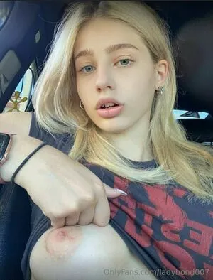 Ladybond007 OnlyFans Leaked Free Thumbnail Picture - #5Ih0mMjYn1